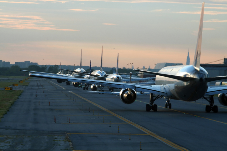 airport taxi way